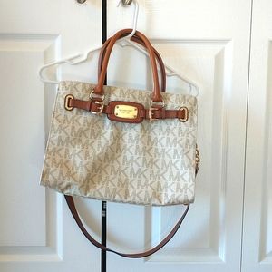 Authentic Michael Kors Vanilla Hamilton bag